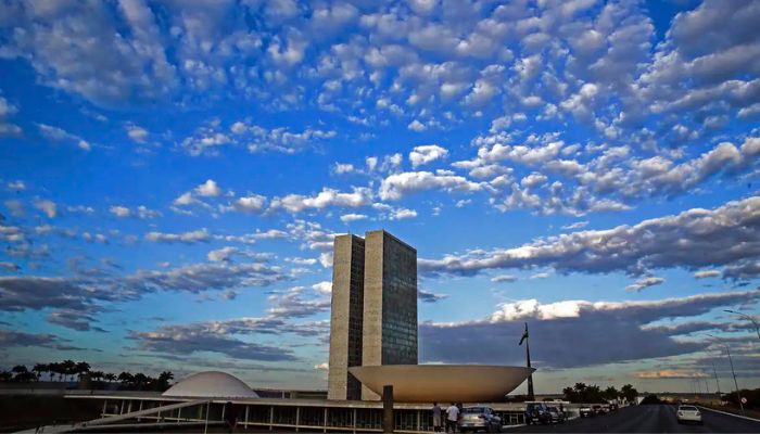 © Marcello Casal JrAgência Brasil Projeto pode permitir que parlamentar acumule aposentadoria e salário